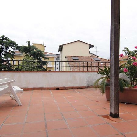 מרינה די קררה L'Arrocco Bed And Breakfast מראה חיצוני תמונה