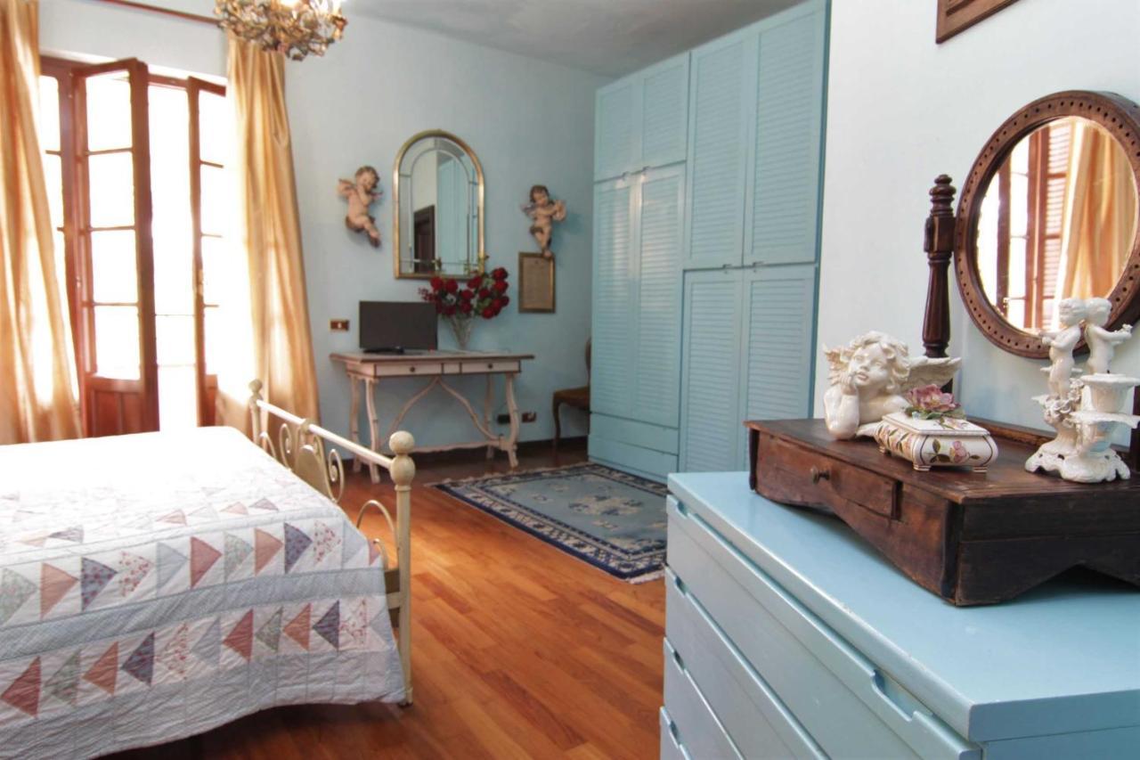 מרינה די קררה L'Arrocco Bed And Breakfast מראה חיצוני תמונה