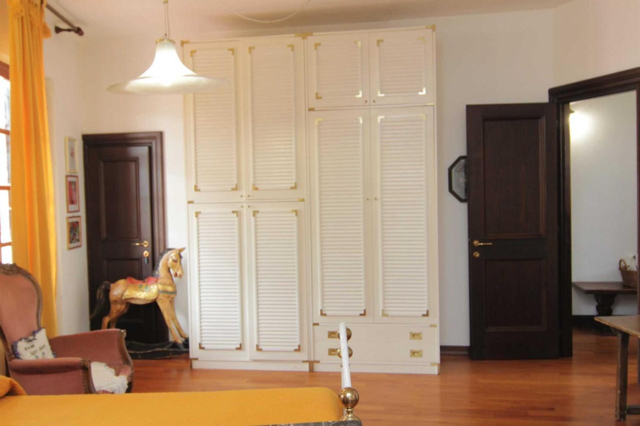 מרינה די קררה L'Arrocco Bed And Breakfast מראה חיצוני תמונה
